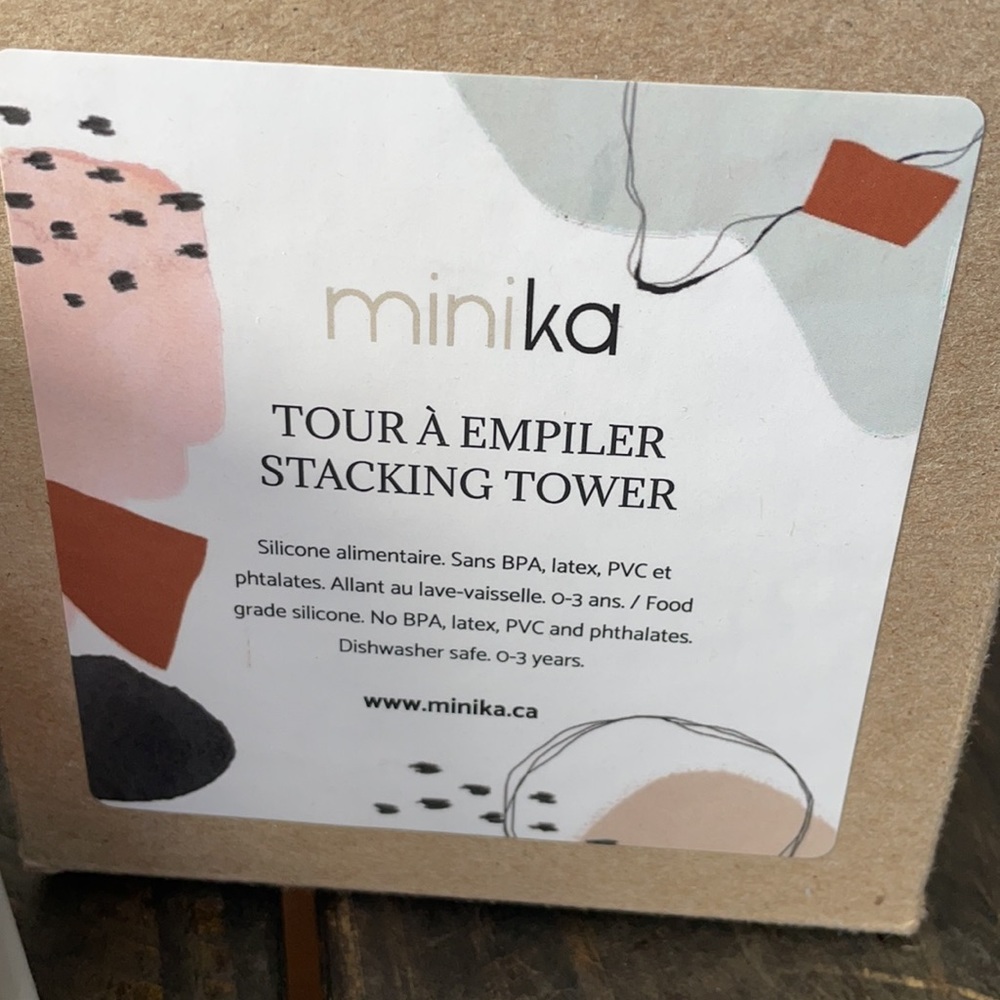 ❌SOLD❌EUC Minika stacking tower silicone toy - Picture 3 of 3
